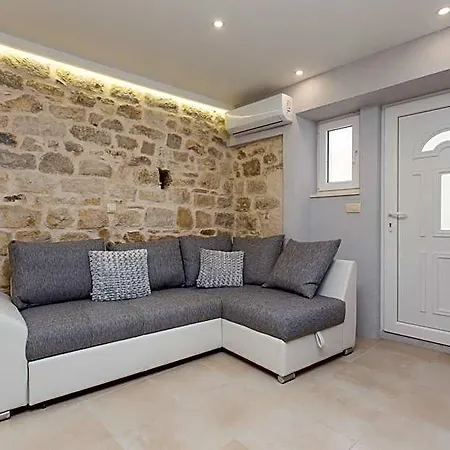 فندق 